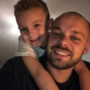 Meet your Posher, Joshua